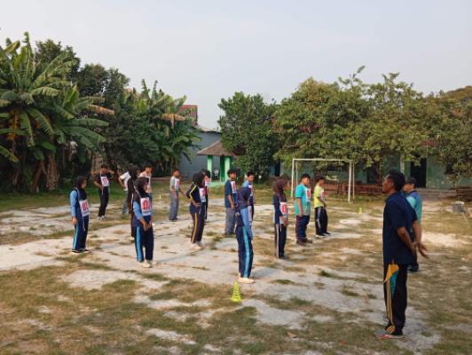 Kegiatan Pengukuran Kebugaran Siswa dari Puskesmas Kresek