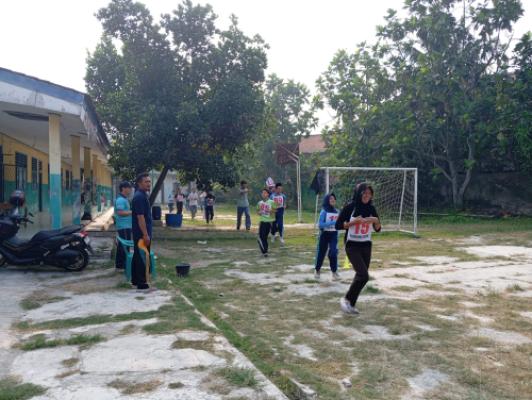 Kegiatan Pengukuran Kebugaran Siswa dari Puskesmas Kresek