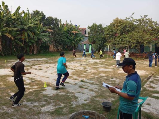 Kegiatan Pengukuran Kebugaran Siswa dari Puskesmas Kresek